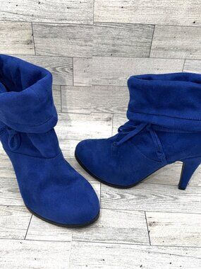 Women's Diba Blue Suede Heel Booties w/Bow Size 6M